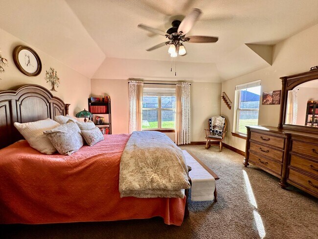 Building Photo - 3 bed, 2 bath home in Moore - Move in Deposit-Free! (If Qualified)