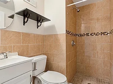 Building Photo - 1723 Master St