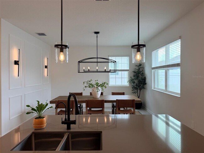 Building Photo - 15767 Water Spring Blvd
