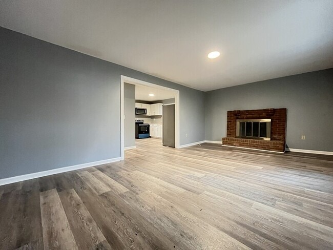 Building Photo - 1229 Jenkins St