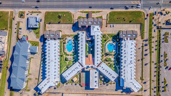 Building Photo - 6300 Seawall Blvd