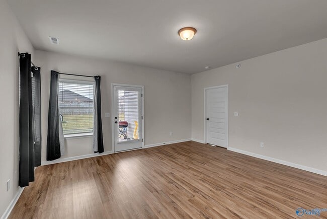Building Photo - 29772 Logan Oaks Dr NW