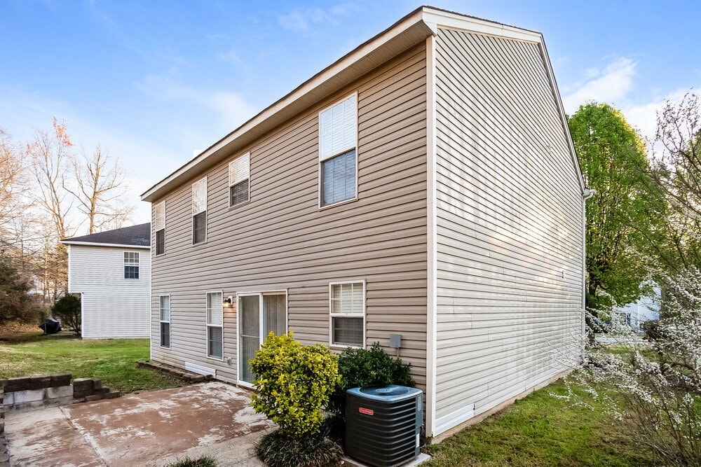 Building Photo - 10316 Gold Pan Rd