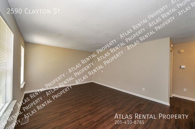 Building Photo - 2590 Clayton St