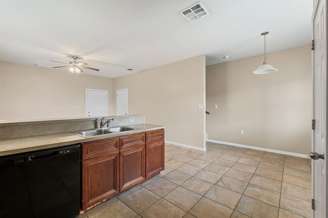 Building Photo - 408 Carl Shipp Dr