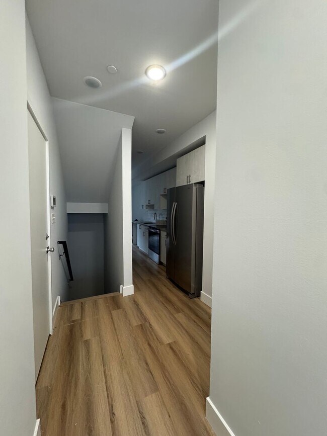 Building Photo - 3259 N 13th St
