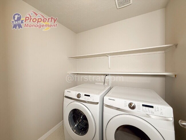 Building Photo - 11398 W Belgrave St