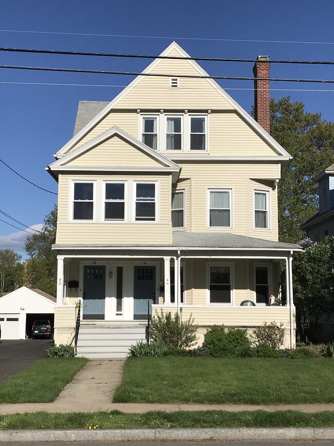 Primary Photo - 42 Maplewood Avenue