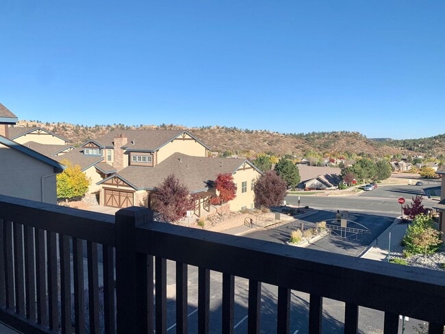 Building Photo - * Rare Find* Luxurious 3 Bedroom Modern-Rustic Townhome in Mountain Shadows