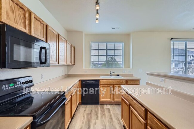 Building Photo - 5255 Memphis St