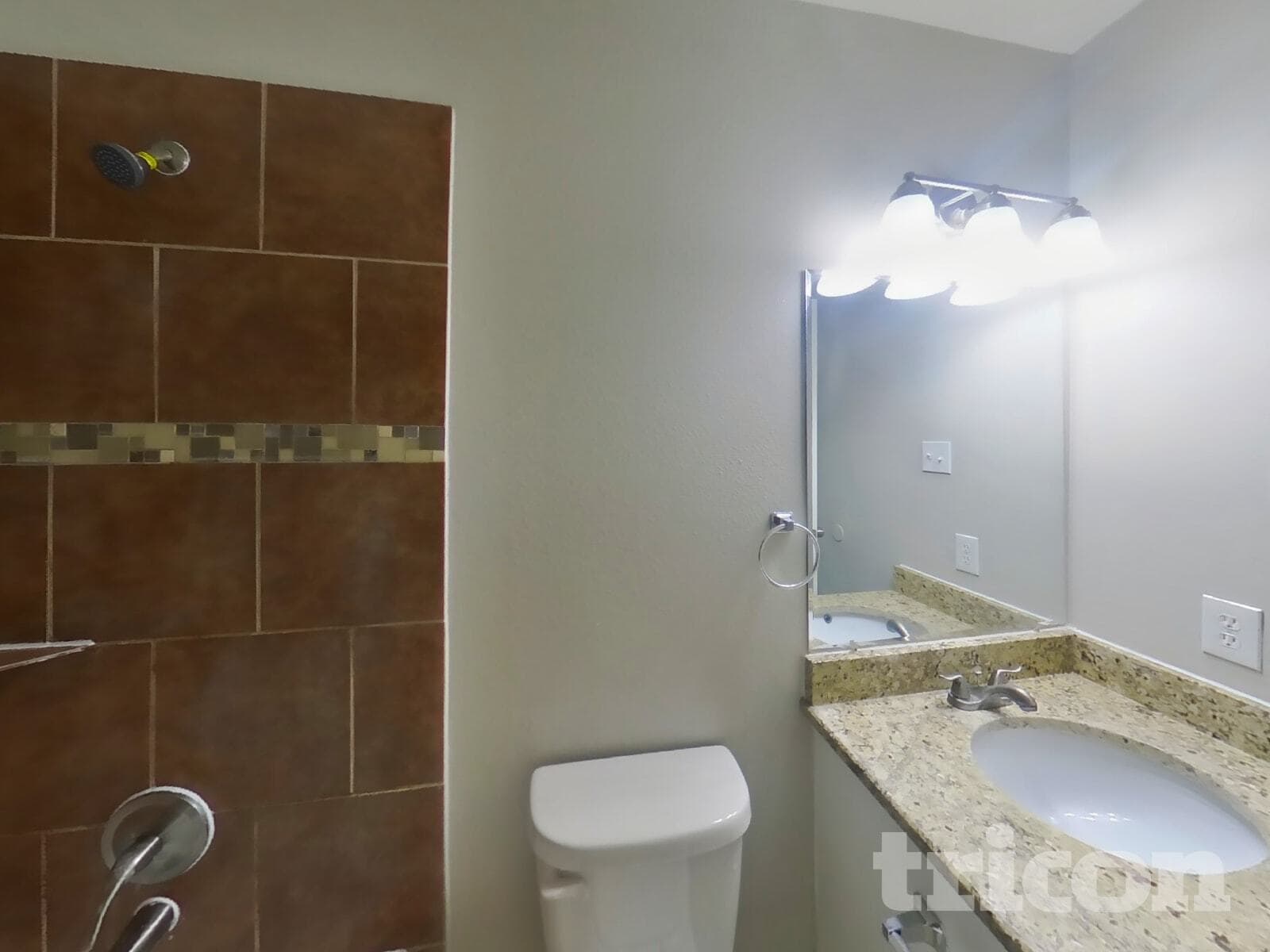 Building Photo - 7606 Chatsworth