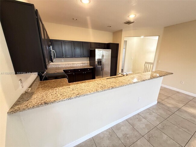 Building Photo - 9516 SW 167th Ave