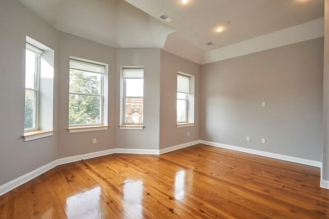 Building Photo - 3603 13th St NW