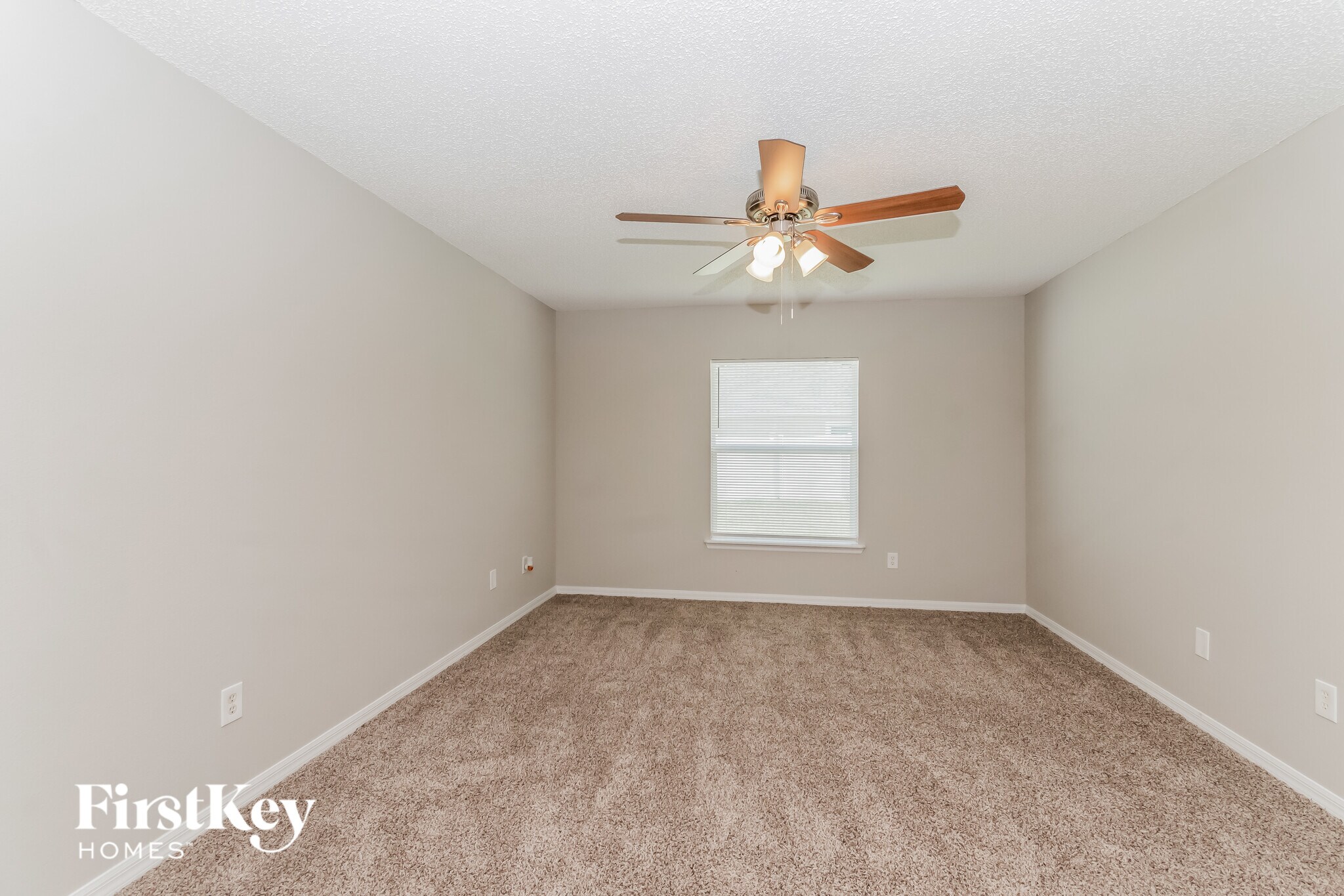 Building Photo - 10263 Wood Dove Way
