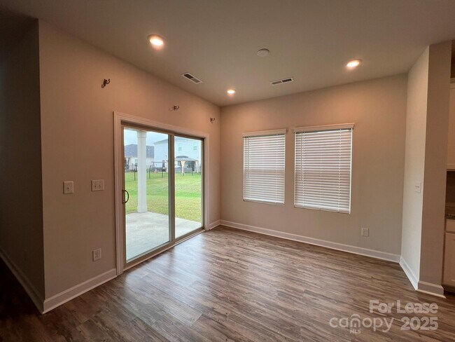 Building Photo - 12516 Stoneybrook Station Pkwy