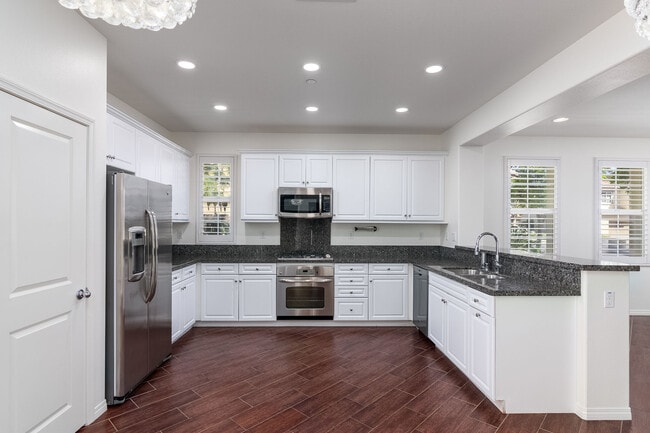 Building Photo - 3558 Summit Trail Ct
