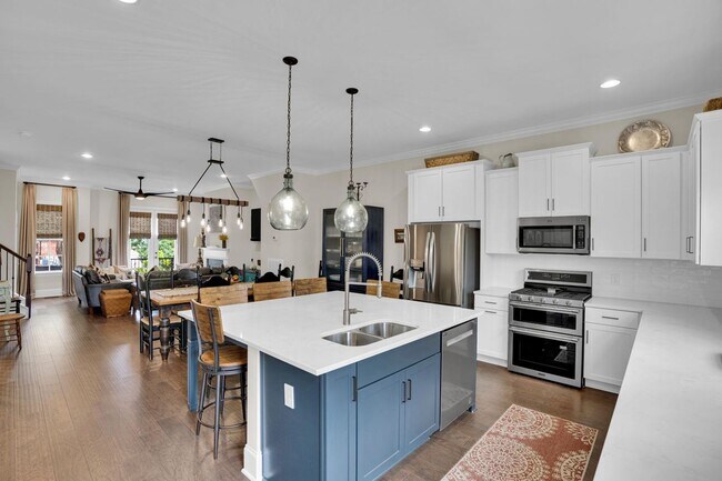 Building Photo - Bull Street District 3 Bedroom 3.5 Bath