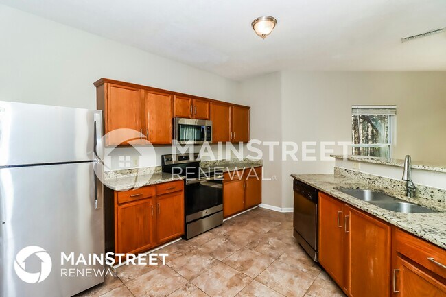 Building Photo - 11104 Northwoods Forest Dr