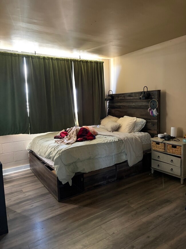 Building Photo - 99-015-015 Kalaloa St