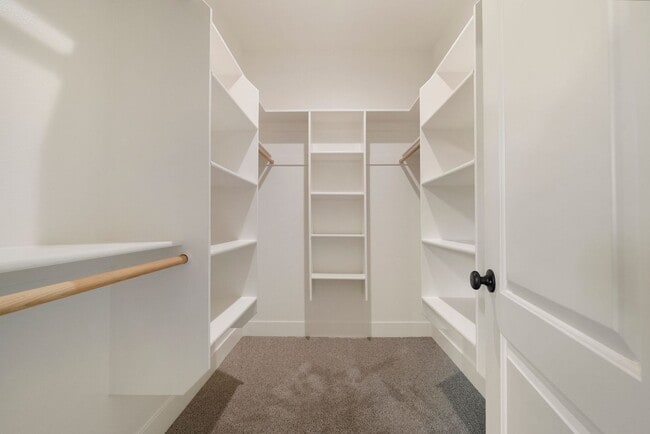 Building Photo - Charming 2-Bedroom, 2-Bath Home with Garage and Office/Den in Paradise, CA!