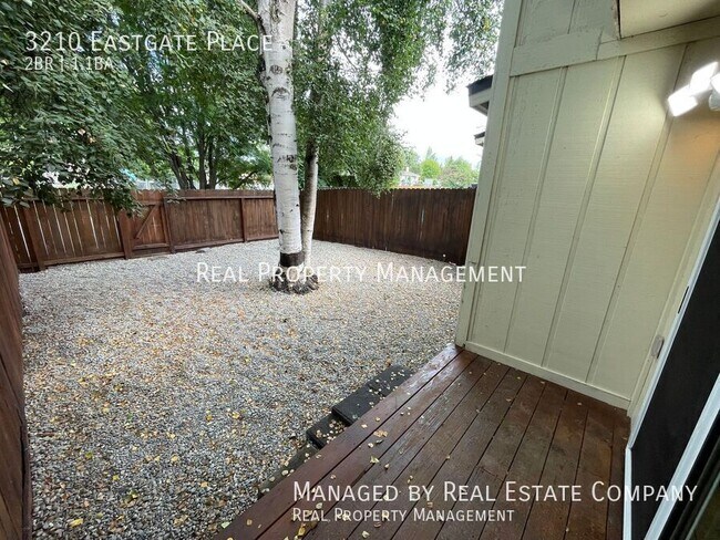 Building Photo - 3210 Eastgate Pl