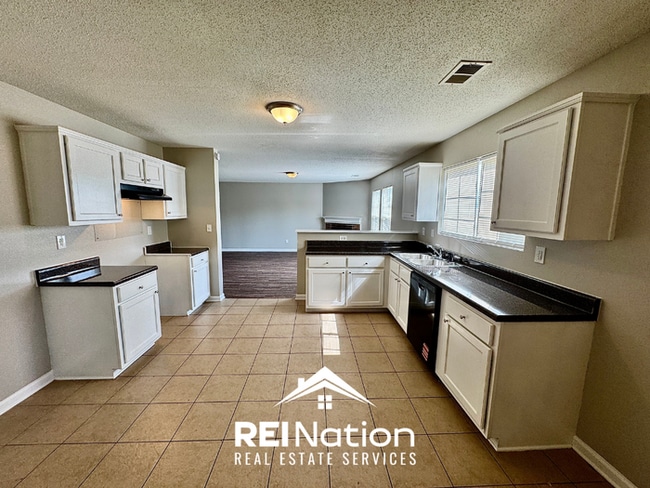 Building Photo - 2-Story 3BR/2.5BA Cordova Rental with 2-Car Garage, Brick Fireplace & Bonus Room Area!