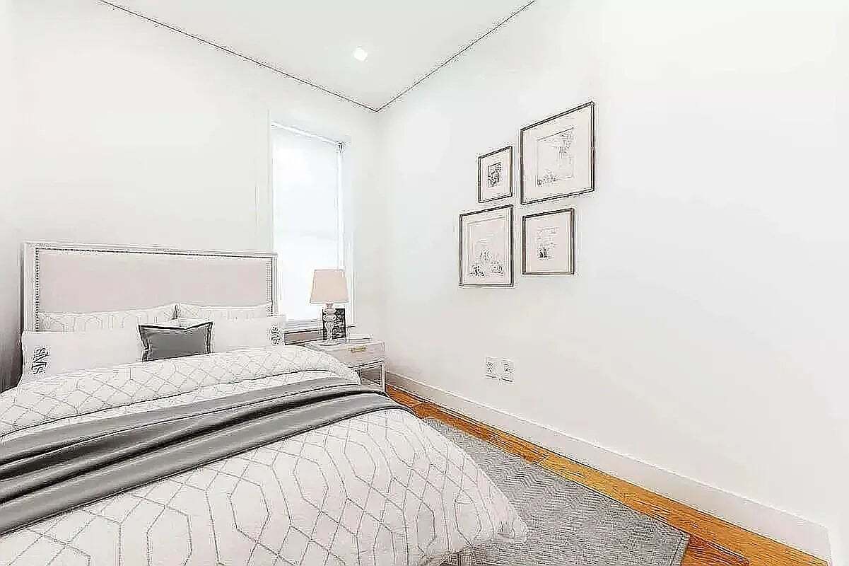 Building Photo - 7 Rivington St