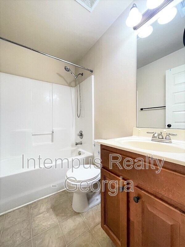 Building Photo - 4449 Woodgate Hill Trail