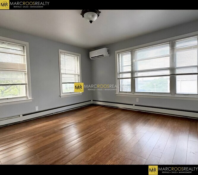 Building Photo - 223 Trenton St