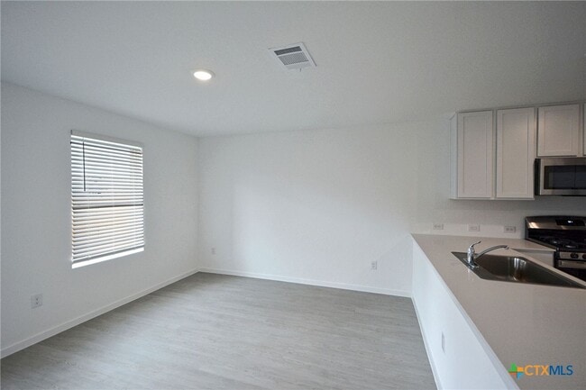 Building Photo - 5010 Cedar Sage