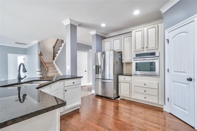 Building Photo - 5390 Breckinridge Ln