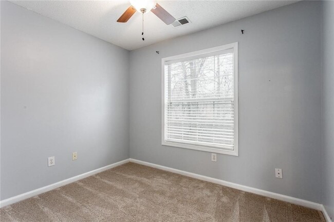 Building Photo - 430 Auldon Ct SE