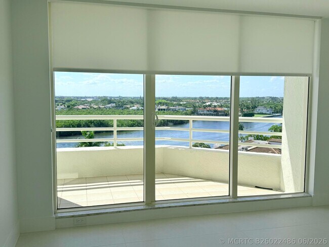 Building Photo - 4201 N Ocean Blvd