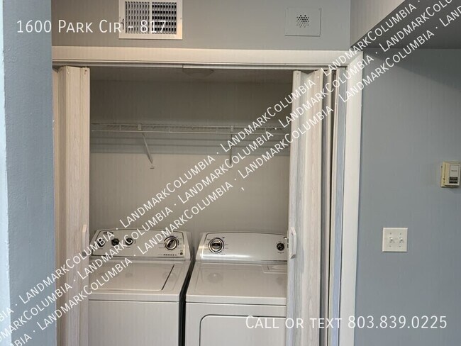 Building Photo - 1600 Park Cir