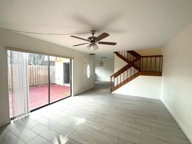 Building Photo - 282 Arabian Rd