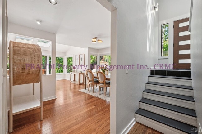 Building Photo - Retreat Like Home with Recent Upgrades Thr...