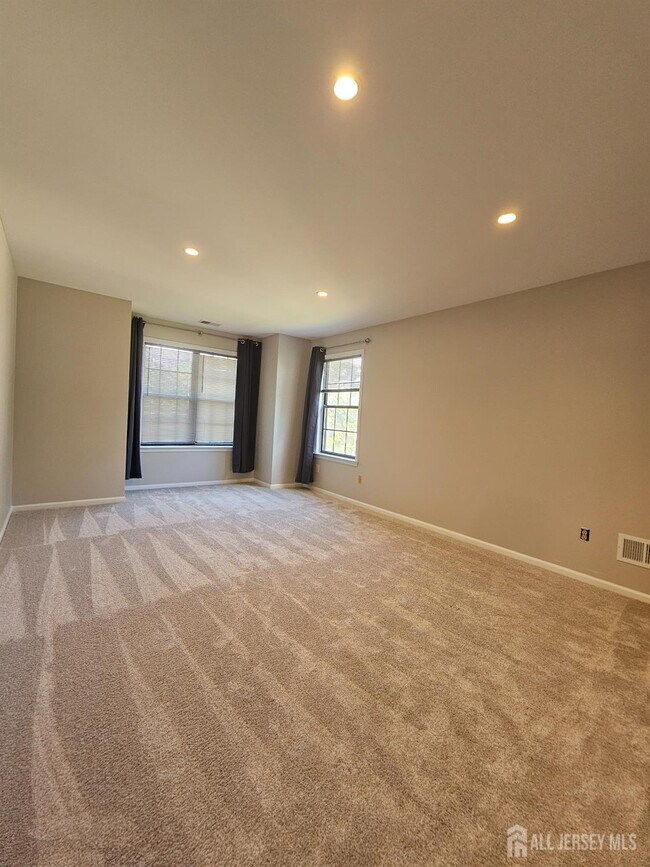 Building Photo - 2809 Ridgefield Ct