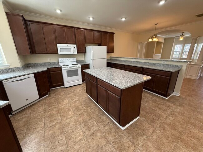 Building Photo - Spacious 2 Bed 2.5 Bath Town Home Available Now! Community Playground!