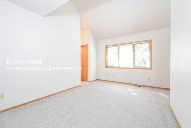 Building Photo - 3535 Spring Creek Pl