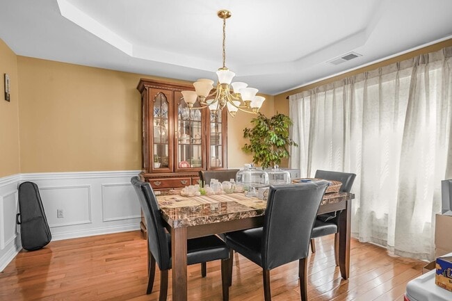 Building Photo - 4317 Saron Dr