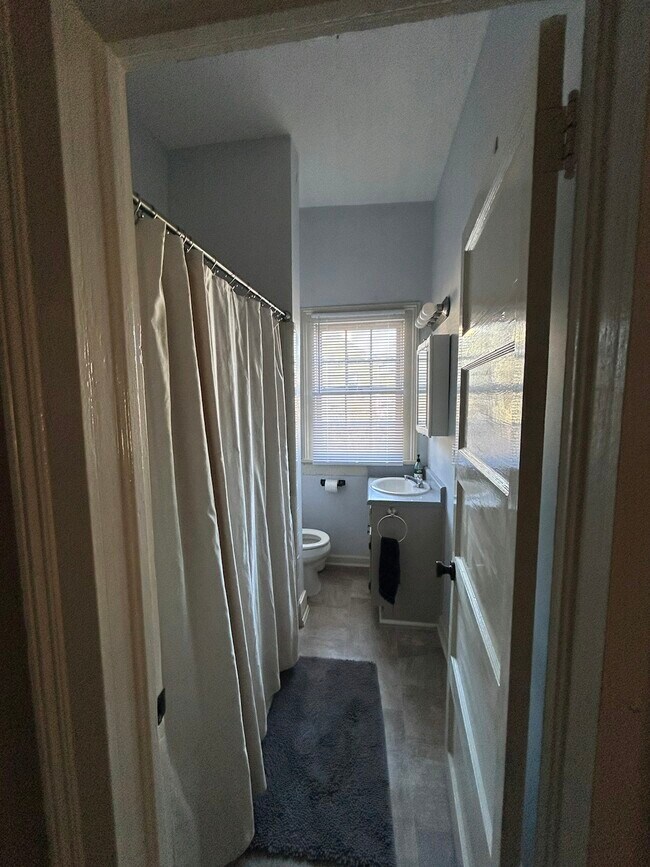 Building Photo - 350 Telfair St