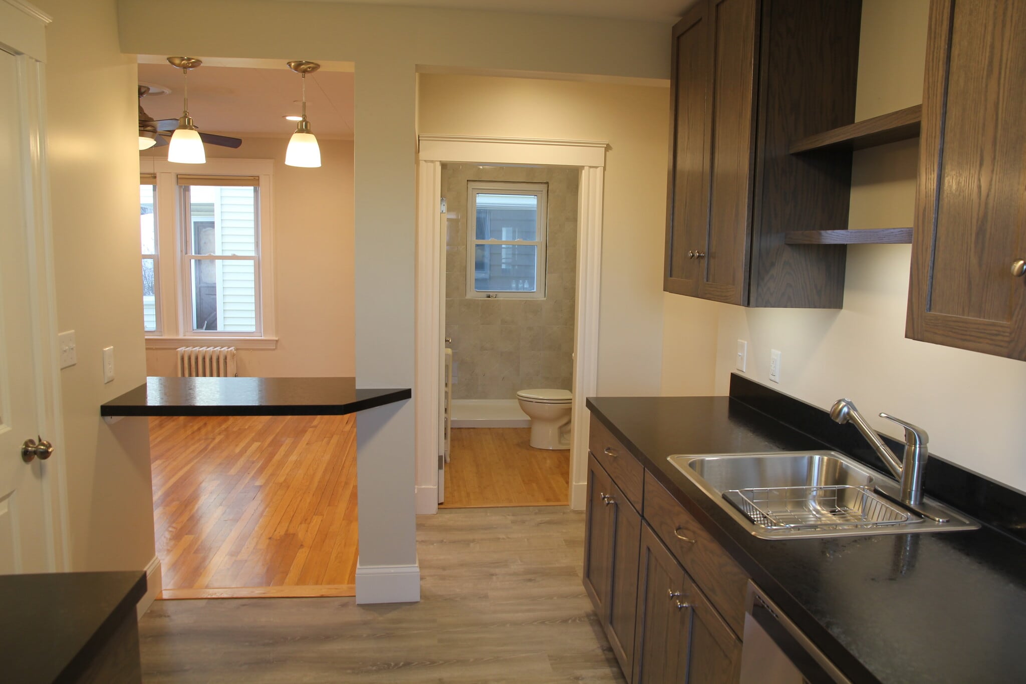 Building Photo - 84 Hathorne St