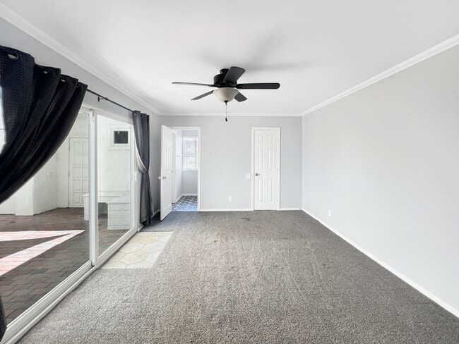 Building Photo - 1334 Miraflores Glen