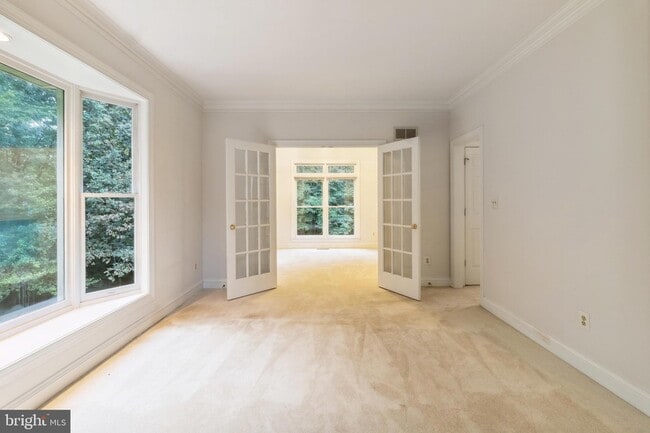 Building Photo - 4427 Brookside Dr
