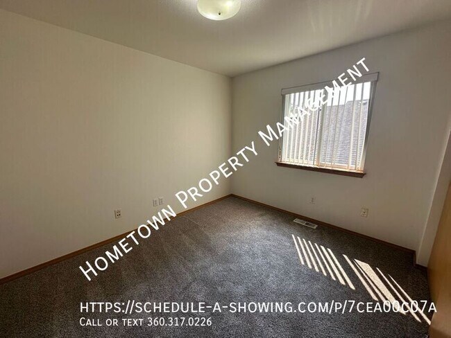 Building Photo - 1227 Arcadia St NW