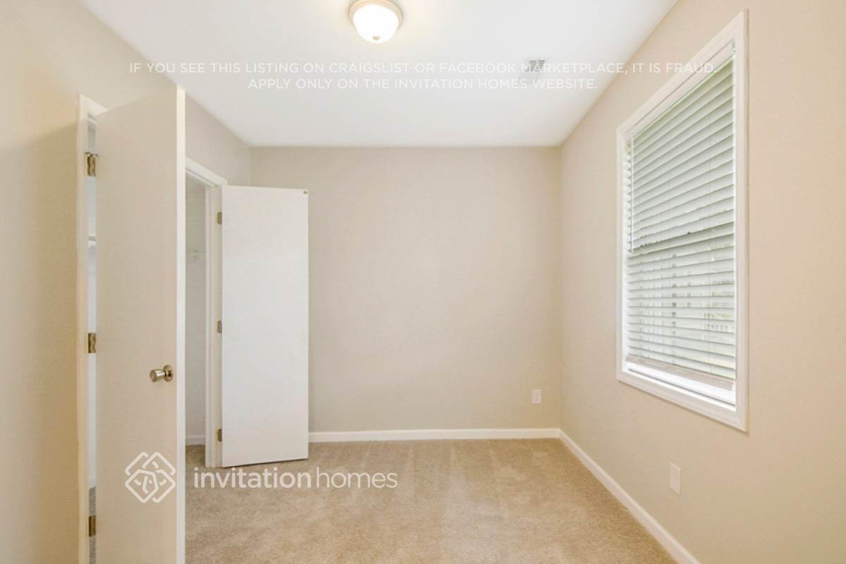 Building Photo - 2908 Buckthorne Ct