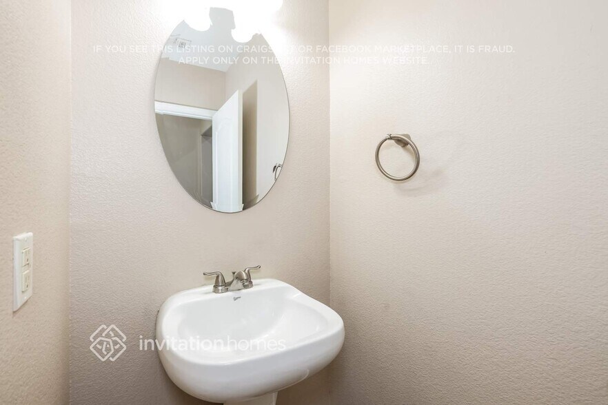 Building Photo - 6436 Winter Moon St