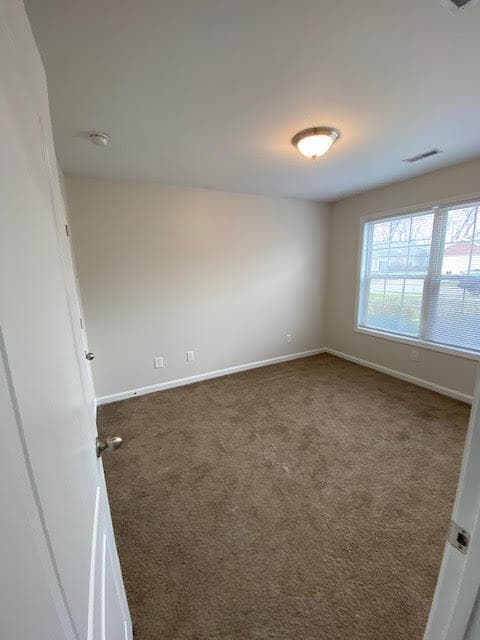 Building Photo - 152 Stephen Dr