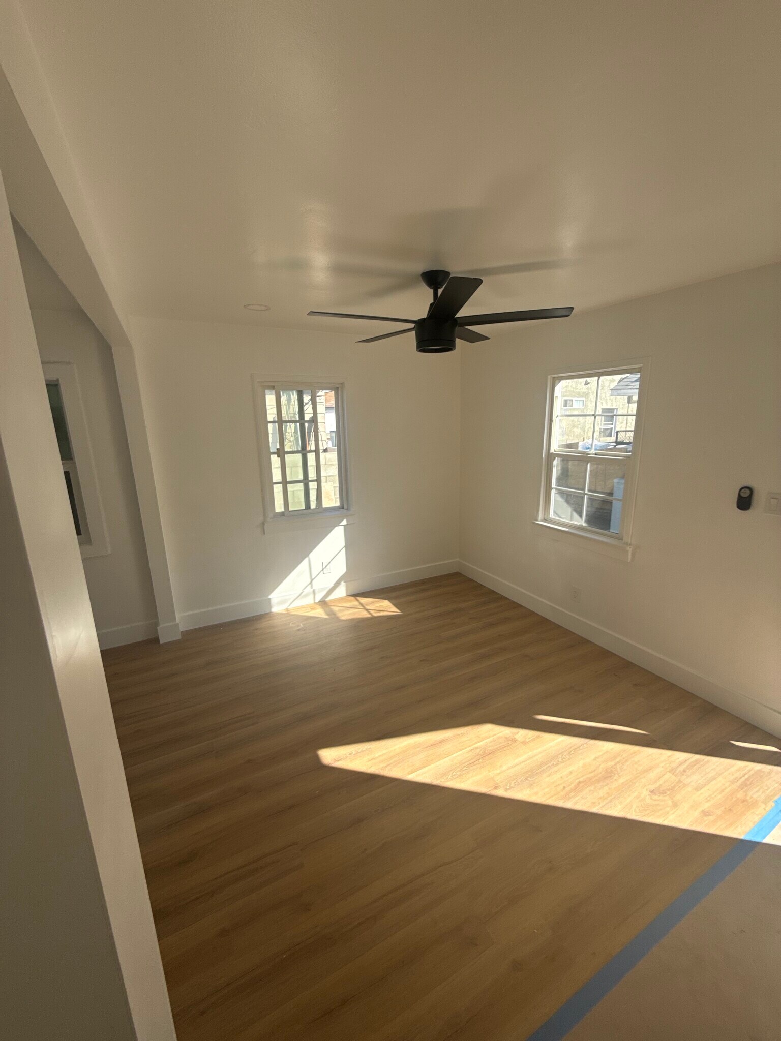 Building Photo - 5661 California Ave