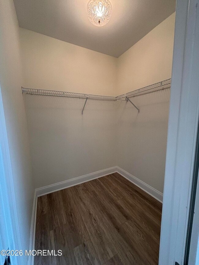 Building Photo - 2 Sheffield Pl